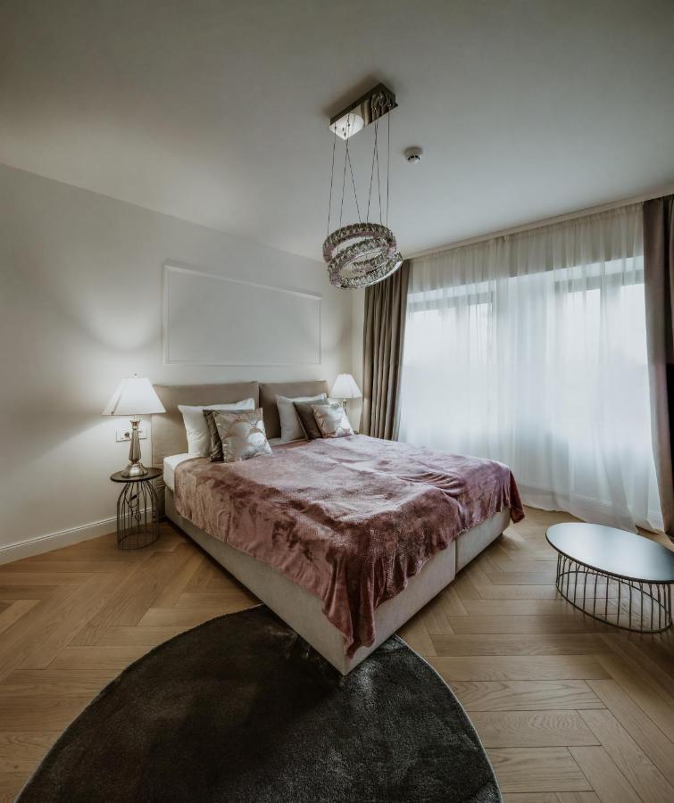 Lavilla Ösek Dış mekan fotoğraf